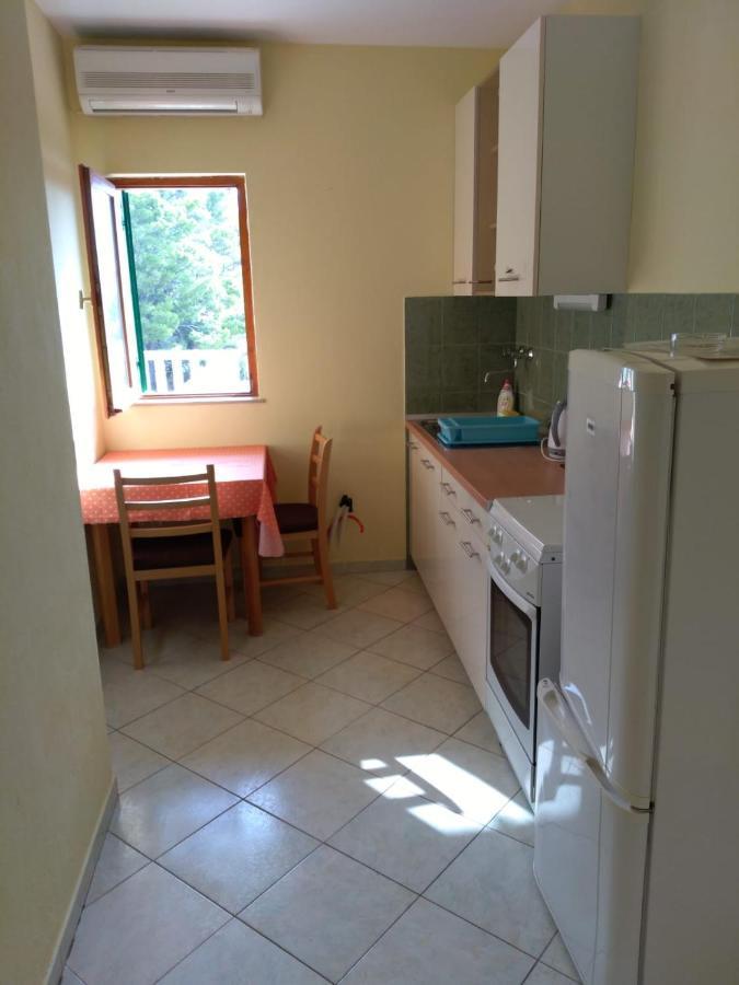 Apartma Elvira *
