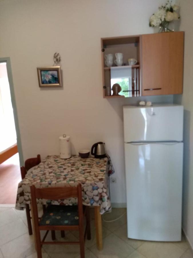 Apartma Elvira Sveta Nedelja (Hvar)